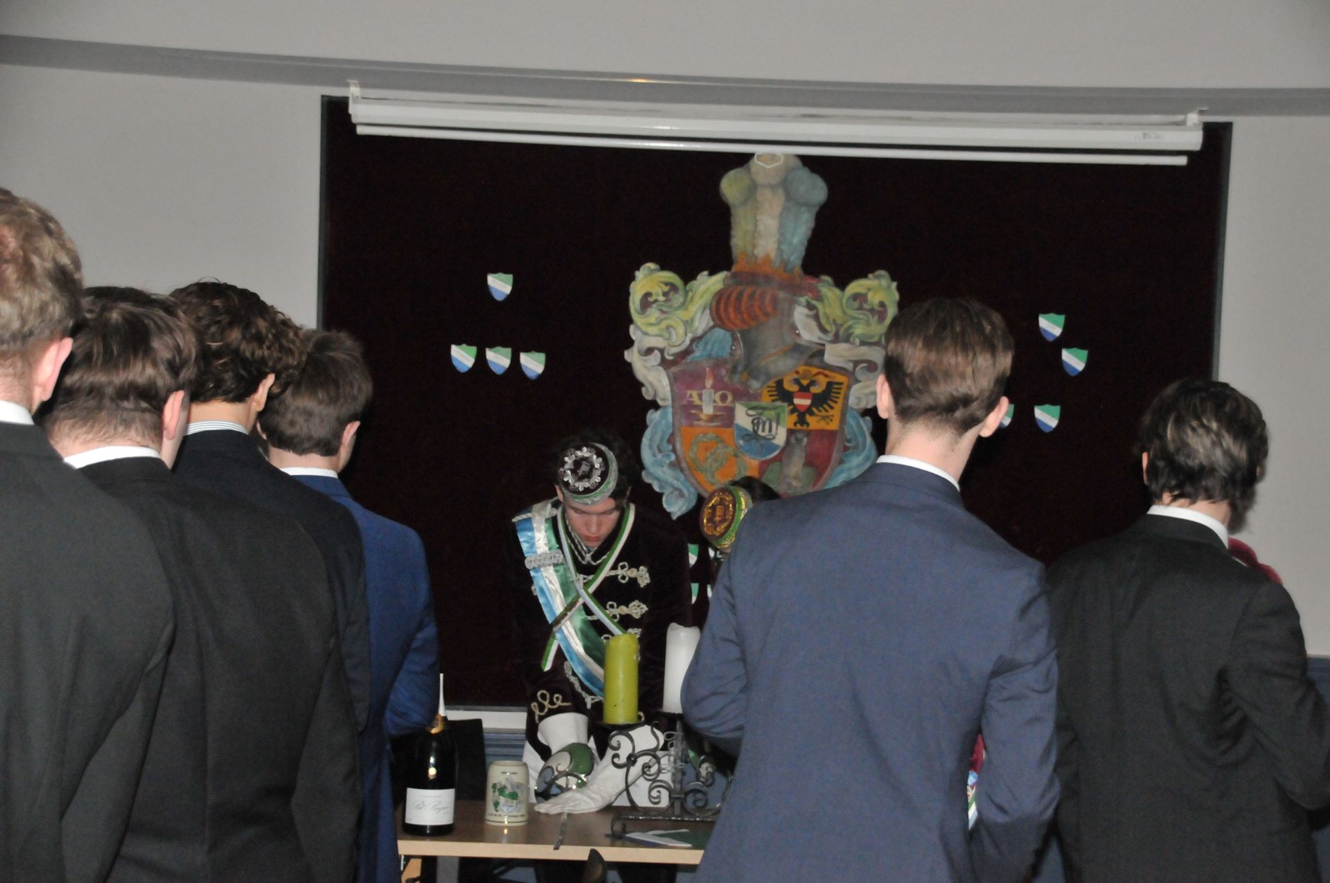 Antrittskneipe \\"Champus & Sekt\\"