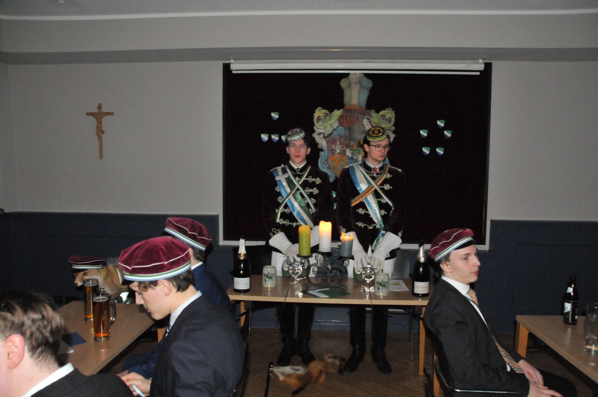 Antrittskneipe \\"Champus & Sekt\\"