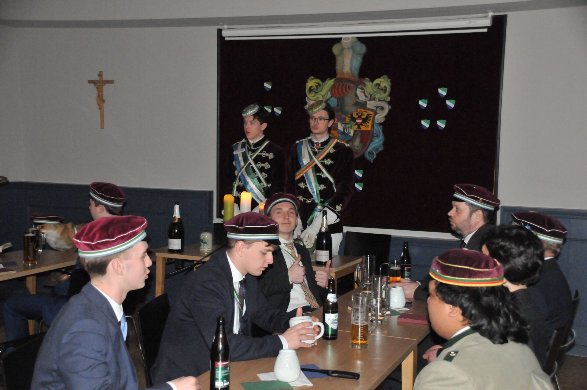 Antrittskneipe \\"Champus & Sekt\\"