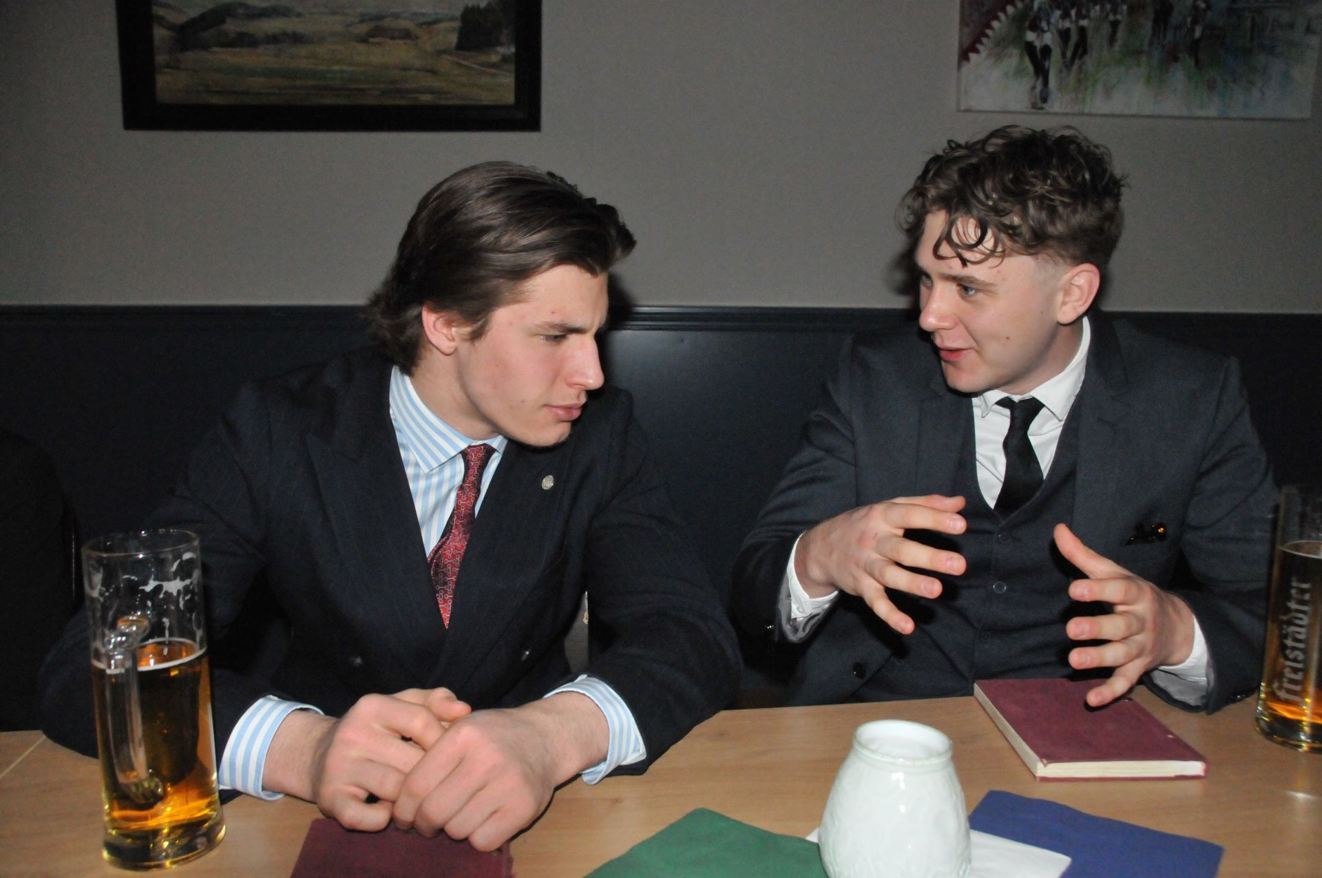 Antrittskneipe \\"Champus & Sekt\\"