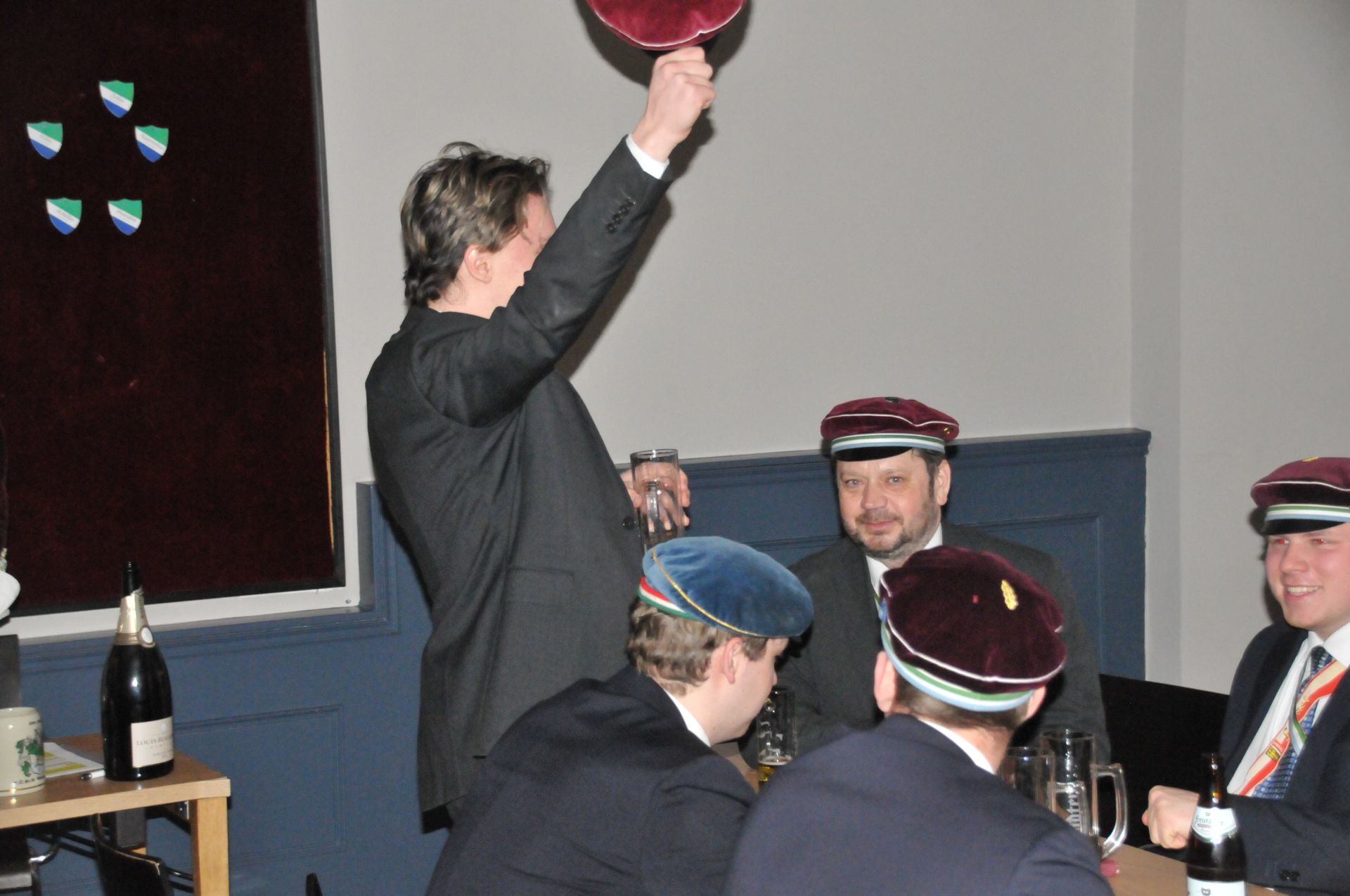 Antrittskneipe \\"Champus & Sekt\\"