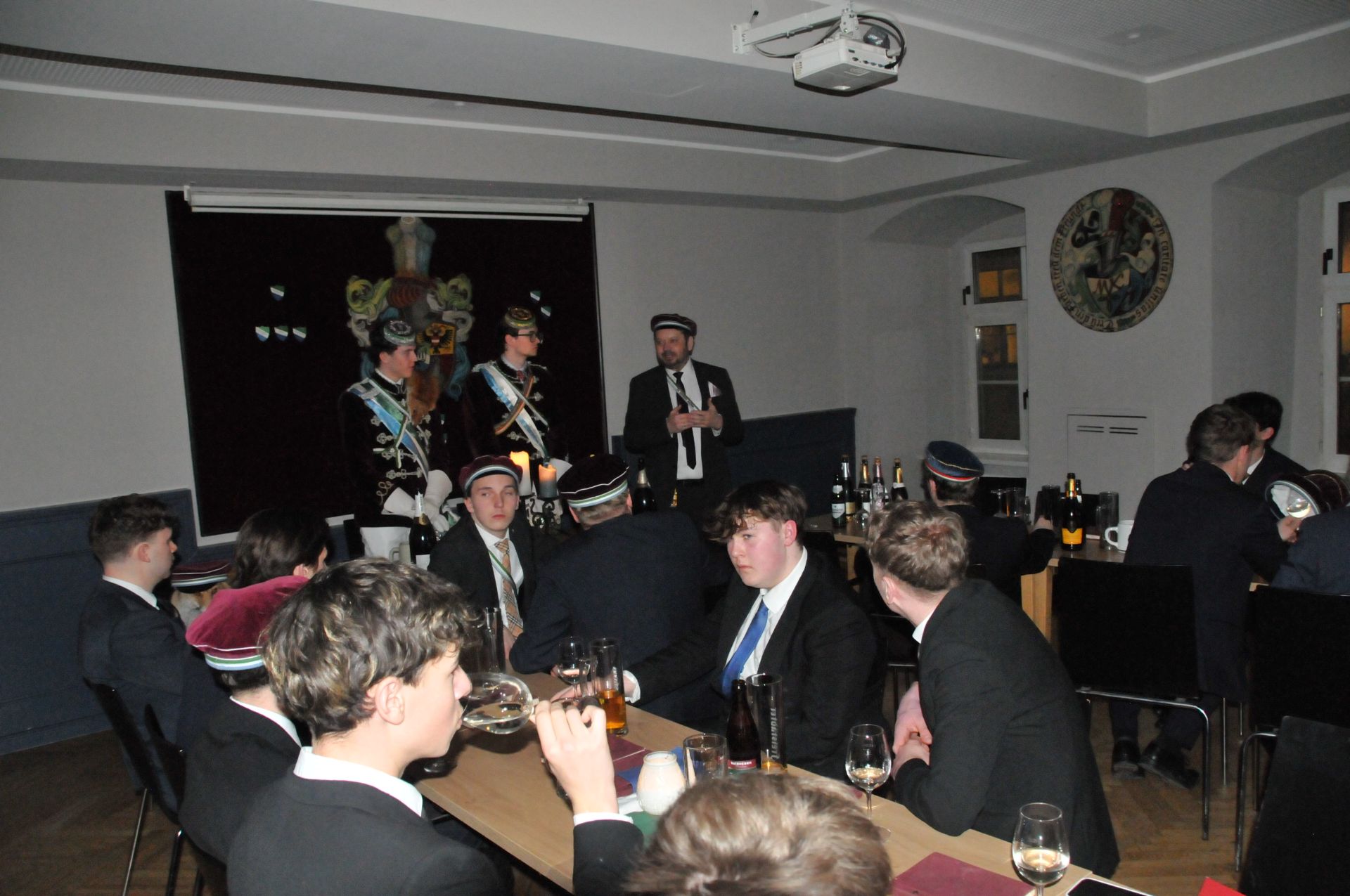 Antrittskneipe \\"Champus & Sekt\\"