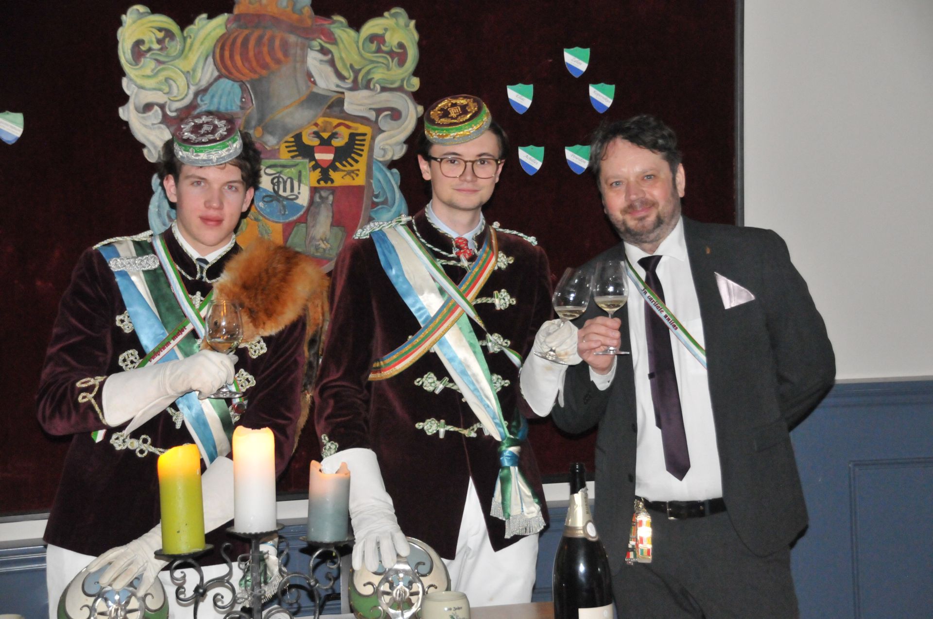 Antrittskneipe \\"Champus & Sekt\\"