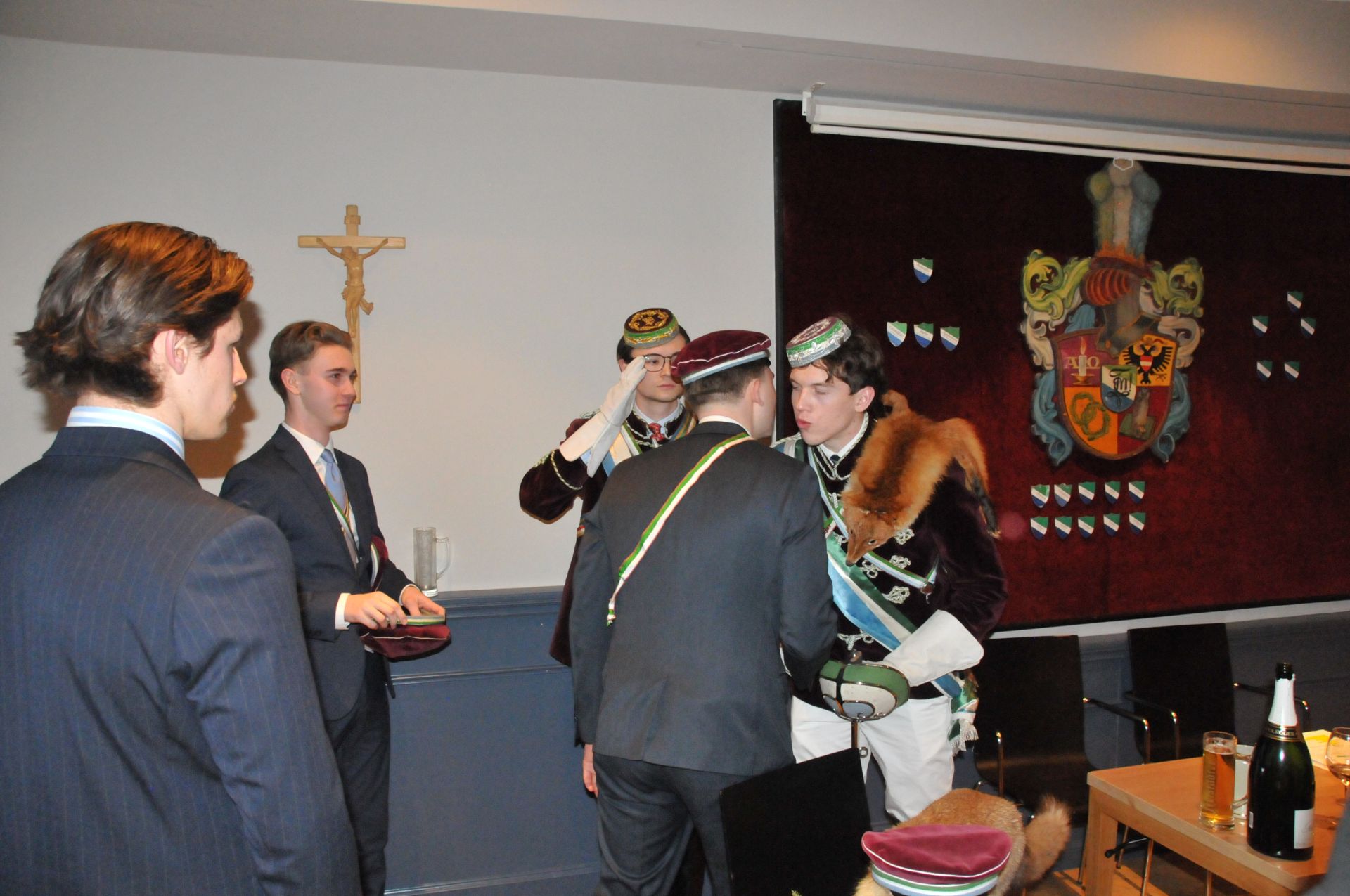 Antrittskneipe \\"Champus & Sekt\\"