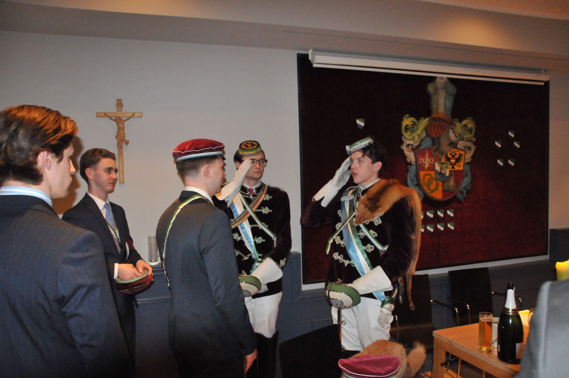 Antrittskneipe \\"Champus & Sekt\\"