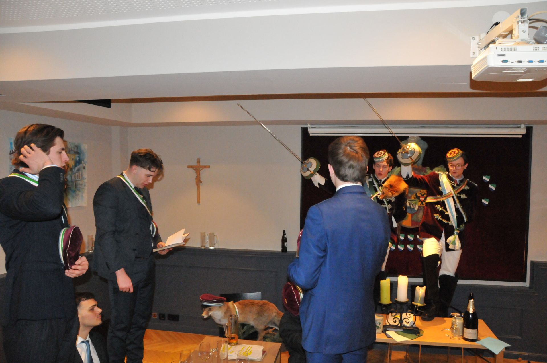 Antrittskneipe \\"Champus & Sekt\\"