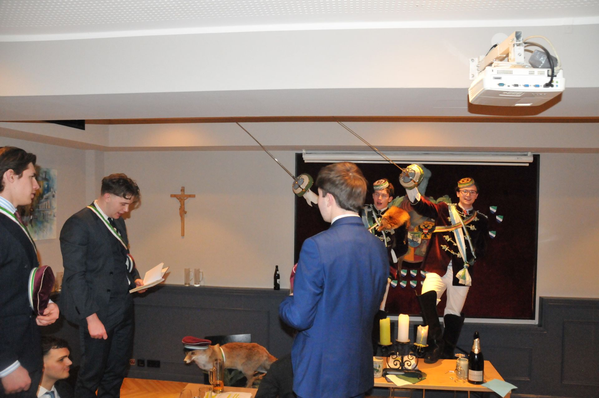 Antrittskneipe \\"Champus & Sekt\\"