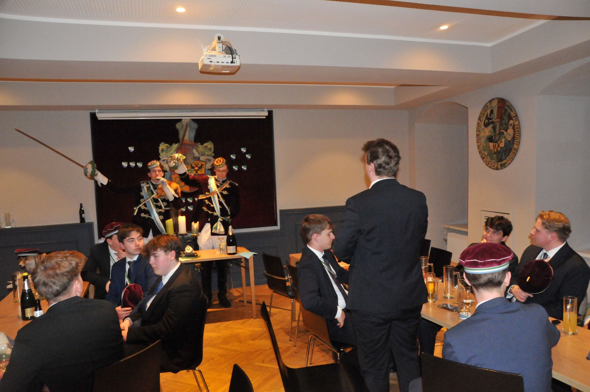 Antrittskneipe \\"Champus & Sekt\\"