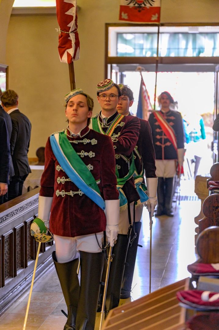 Heilige Messe in der Pfarrkirche Steyregg