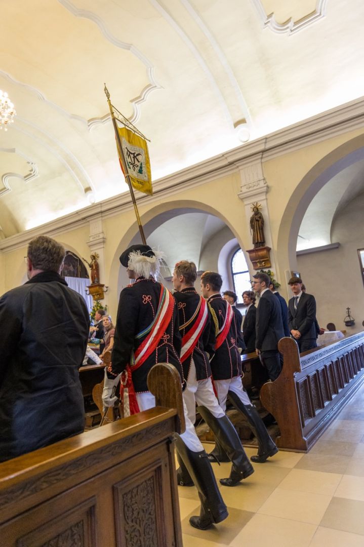 Heilige Messe in der Pfarrkirche Steyregg