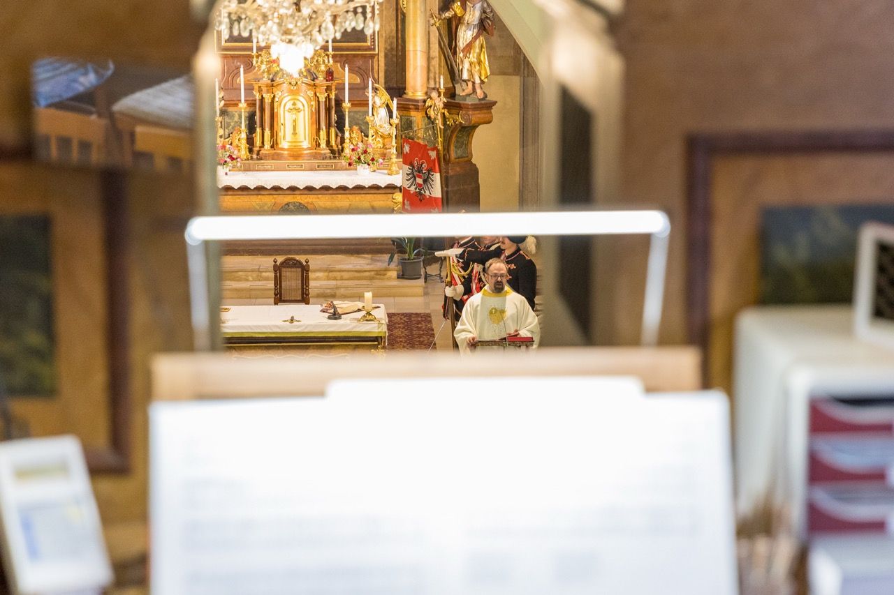 Heilige Messe in der Pfarrkirche Steyregg