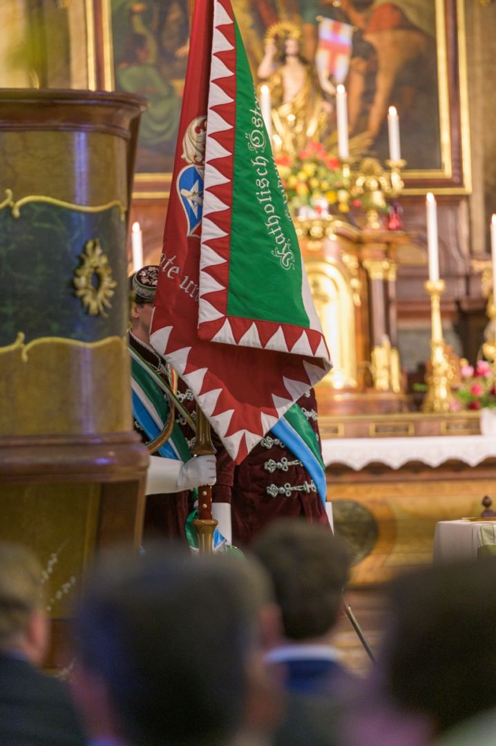 Heilige Messe in der Pfarrkirche Steyregg