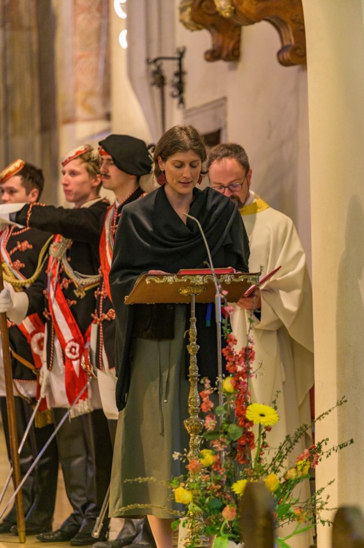 Heilige Messe in der Pfarrkirche Steyregg