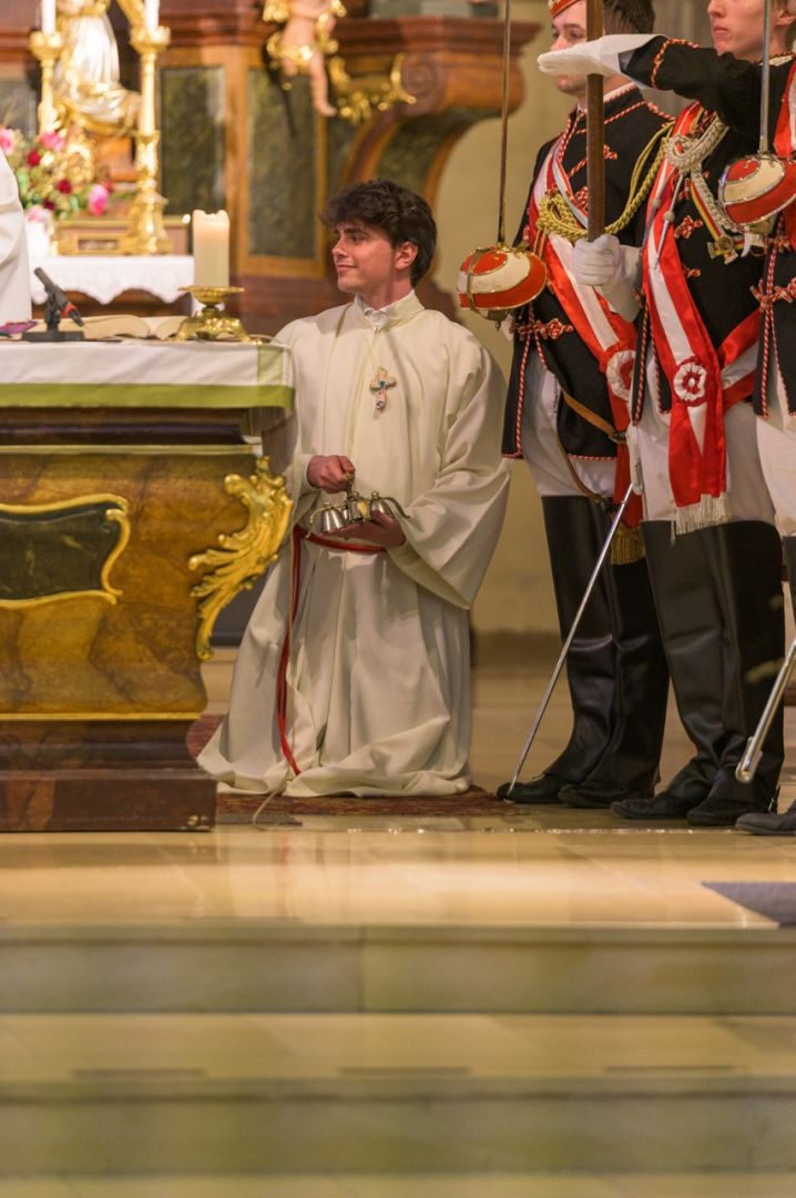 Heilige Messe in der Pfarrkirche Steyregg