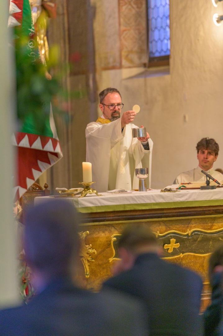 Heilige Messe in der Pfarrkirche Steyregg
