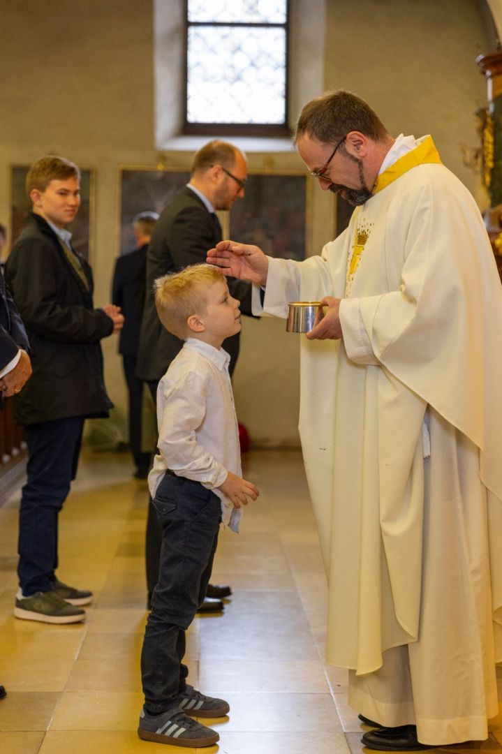 Heilige Messe in der Pfarrkirche Steyregg