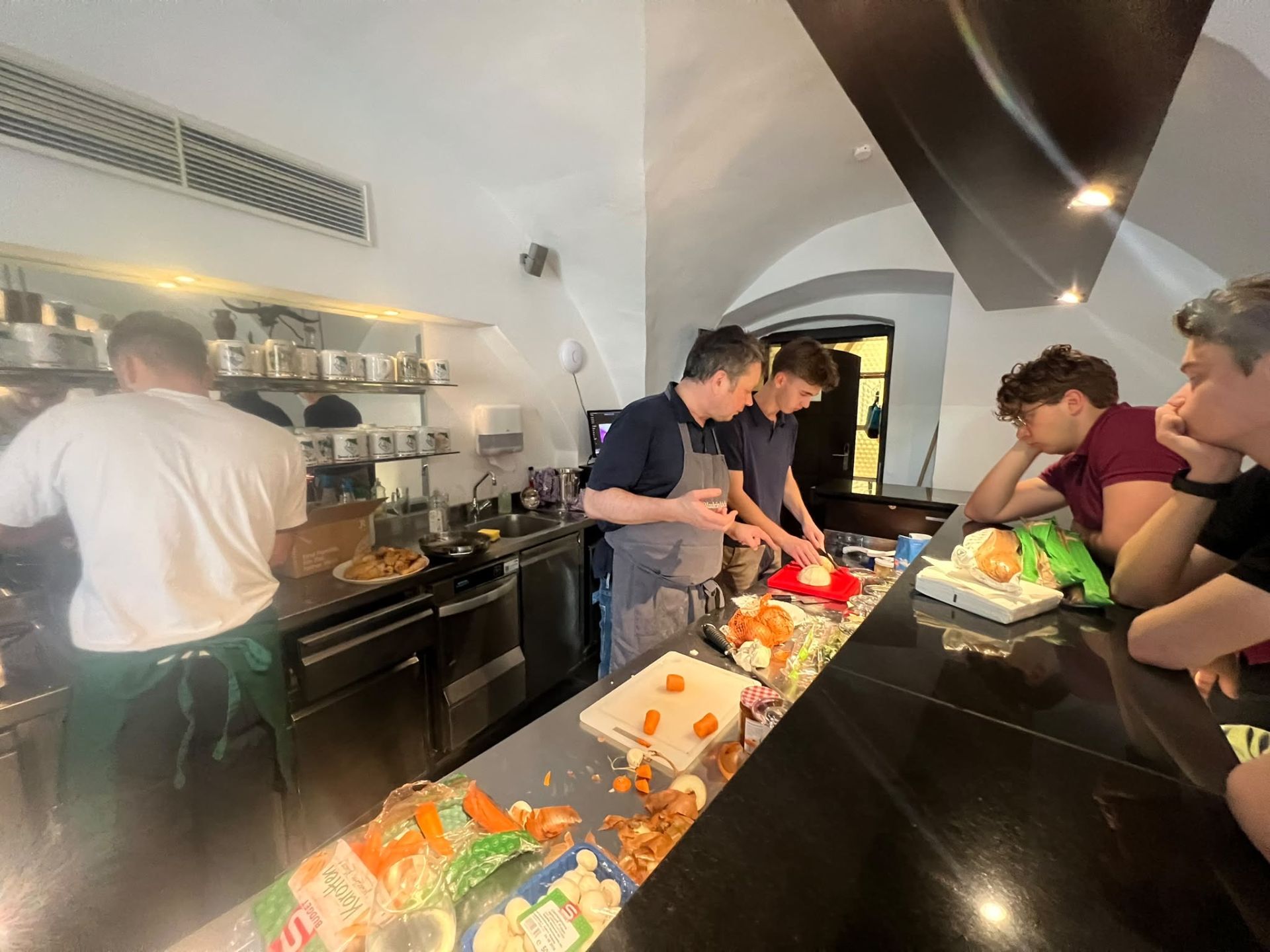 BO: \"Kochen lernen mit Bbr. Heinz Lehner v. Moskito & Geschichten vom PT\"